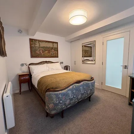 Regency Townhouse Bed & Breakfast *