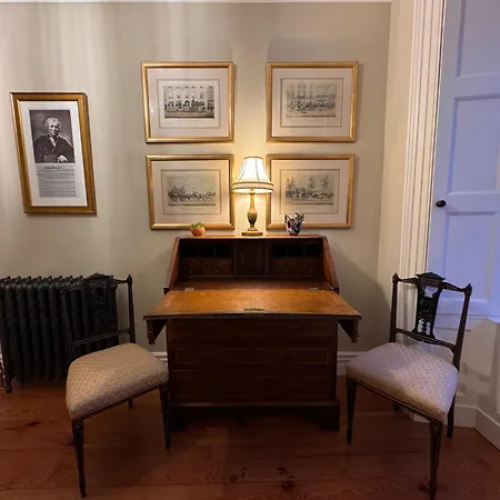 Regency Townhouse فندق مبيت وإفطار كاشيل
